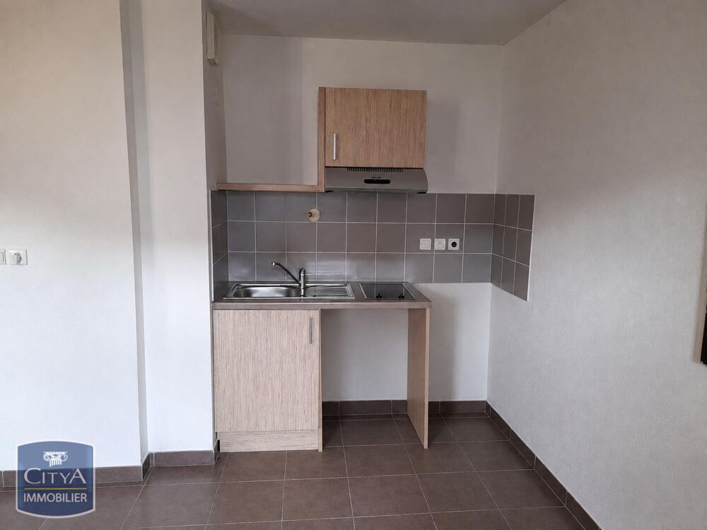 À LOUER - APPARTEMENT 1 PIECE - QUARTIER GAI VERSANT Ce ....