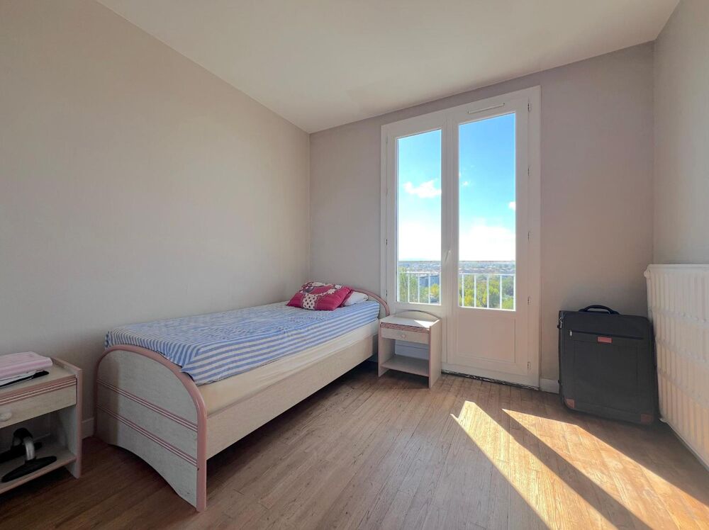 vente Appartement - 4 pièce(s) - 65 m² Décines-Charpieu (69150)