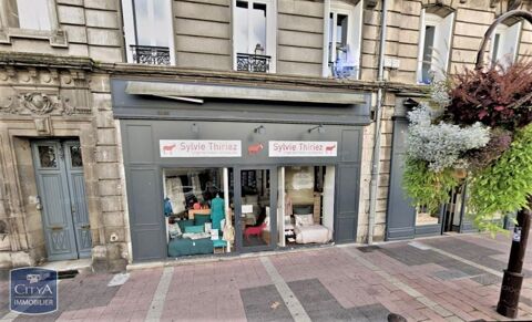   Location / Local Commercial - 66 m² 