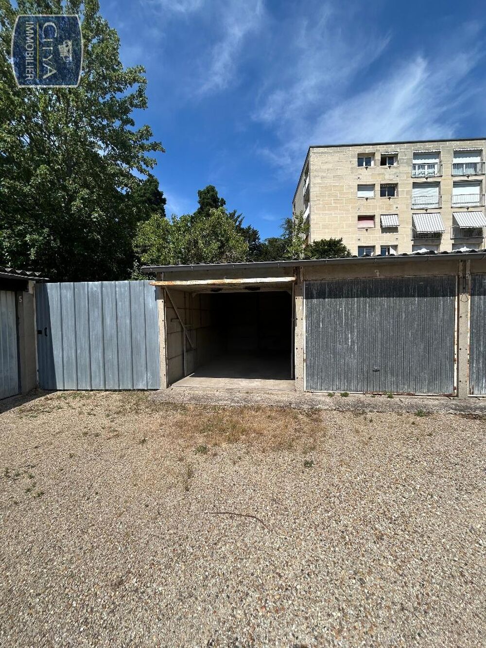 location Parking / Garage Versailles (78000)