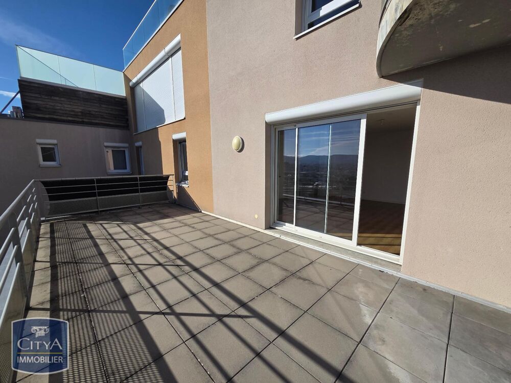 location Appartement - 3 pièce(s) - 71 m² Clermont-Ferrand (63000)