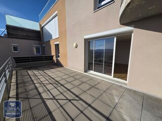  Appartement à louer 3 pièces 71 m²