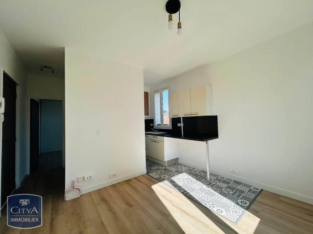 À LOUER : Appartement spacieux et lumineux avec cave et ....