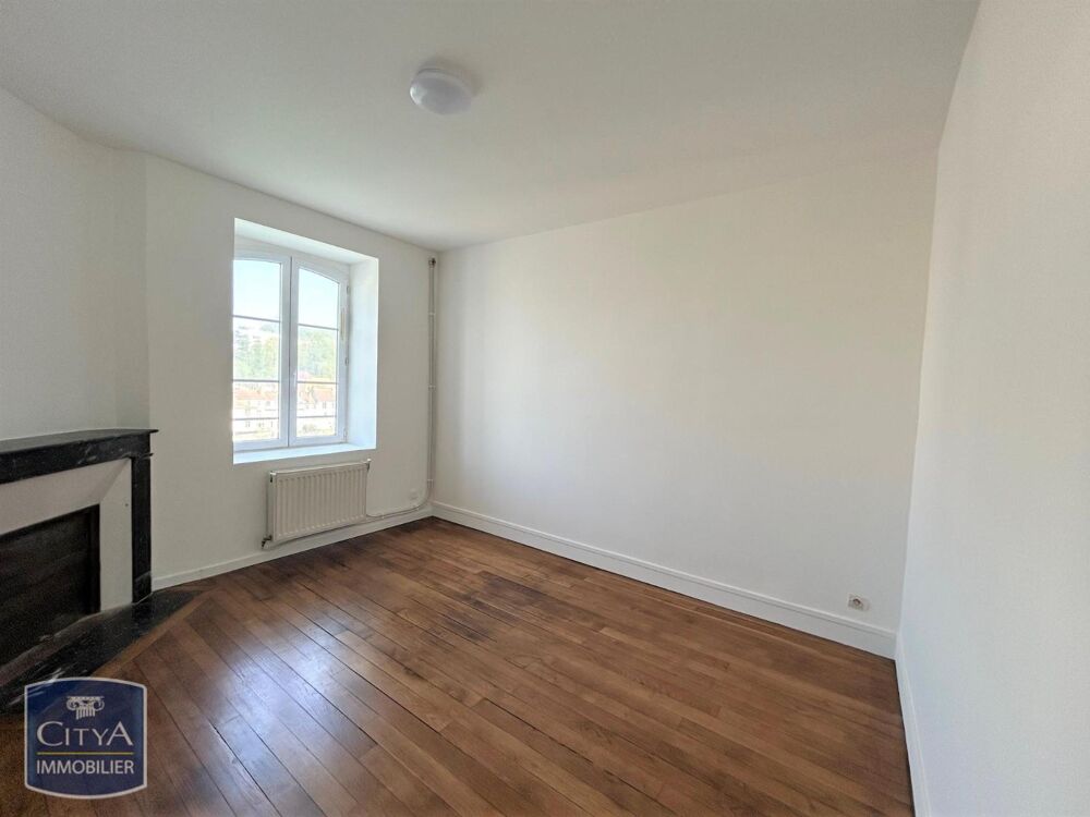 A louer charmant appartement de 3 pièces refait à neuf, ....