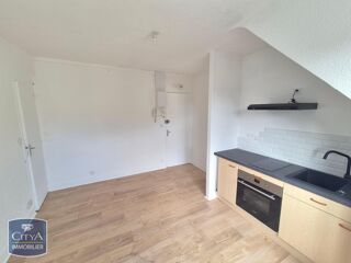  Appartement à louer 2 pièces 28 m²
