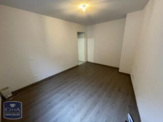  Appartement à louer 2 pièces 43 m²