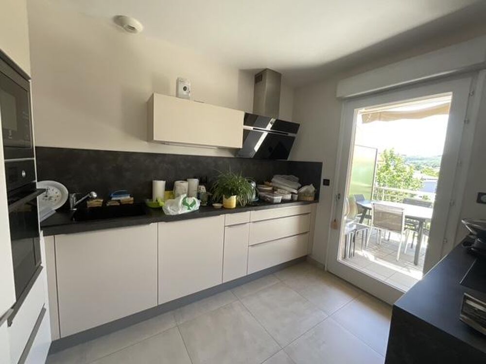 location Appartement - 3 pièce(s) - 69 m² Saint-Marcellin-en-Forez (42680)
