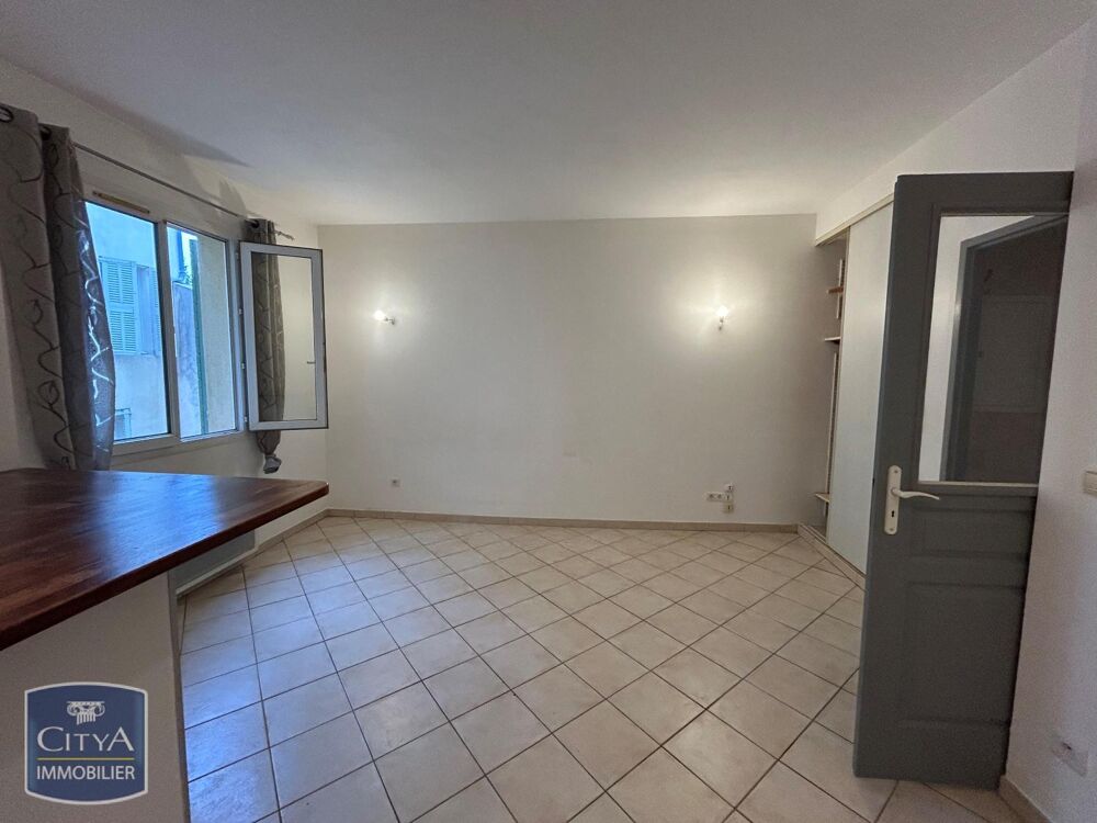location Appartement - 2 pièce(s) - 38 m² Salon-de-Provence (13300)