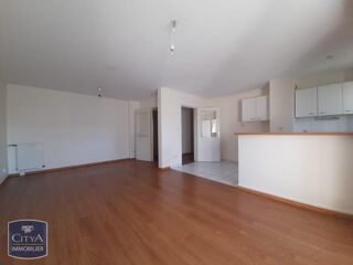  Appartement à louer 4 pièces 85 m²