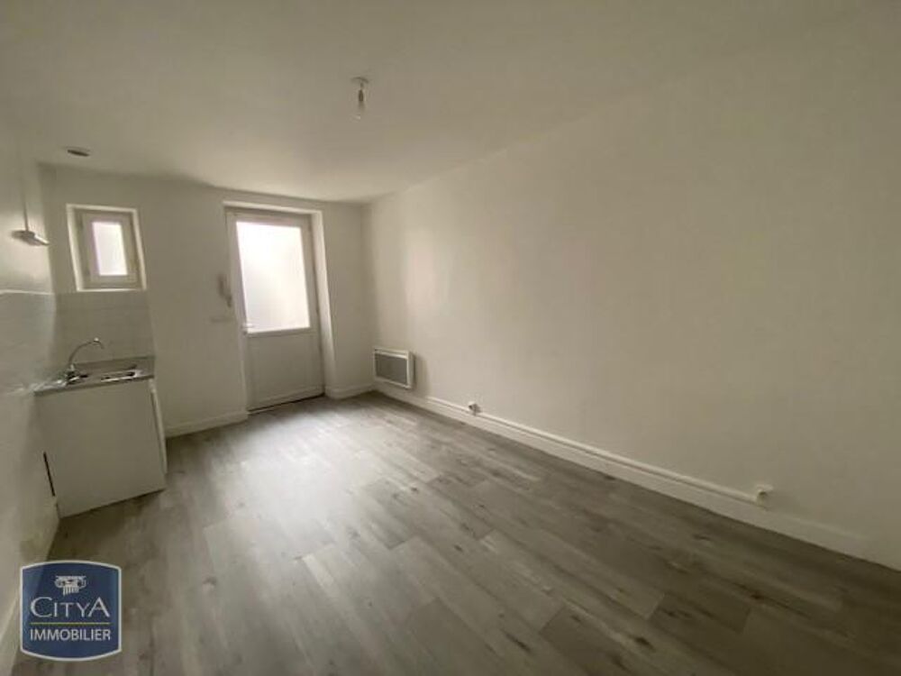 location Appartement - 2 pi�ce(s) - 64 m� Oyonnax (01100)