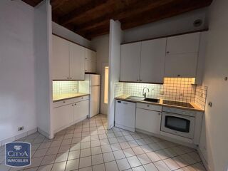  Appartement à louer 3 pièces 68 m²