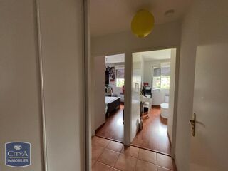  Appartement à louer 3 pièces 65 m²