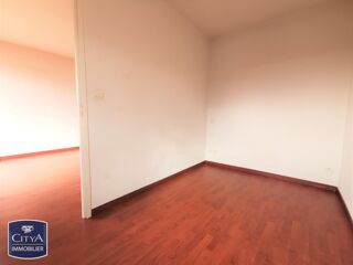  Appartement à louer 2 pièces 32 m²