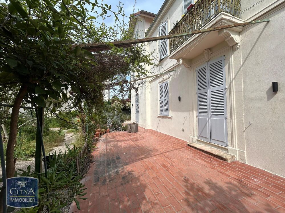 A LOUER - CANNES - GRAND T3 avec TERRASSE, 2 PARKINGS et....