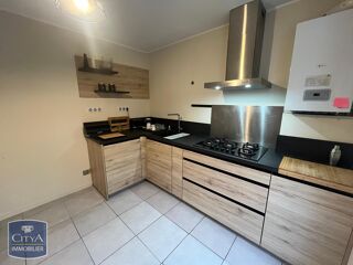  Maison à louer 4 pièces 77 m²