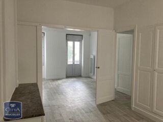  Appartement à louer 3 pièces 78 m²