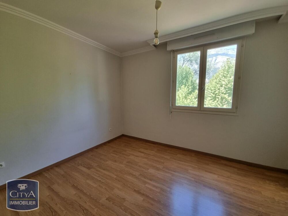 location Appartement - 4 pièce(s) - 95 m² Meylan (38240)