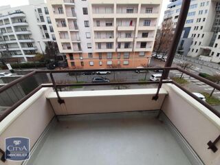  Appartement à louer 2 pièces 47 m²