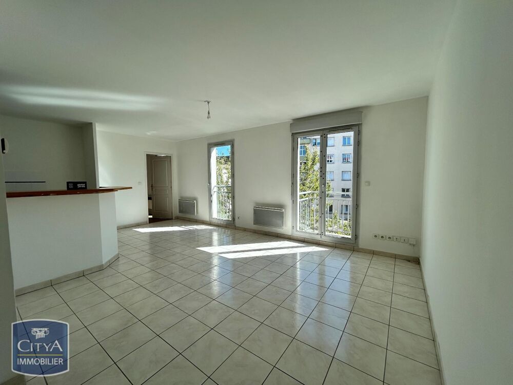 location Appartement - 2 pièce(s) - 49 m² Saint-Étienne (42000)