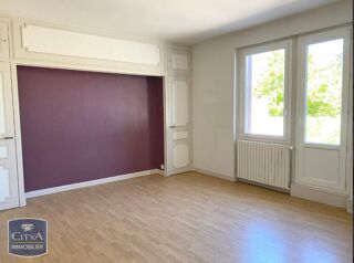  Appartement à louer 4 pièces 116 m²