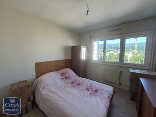  Appartement à louer 3 pièces 66 m²