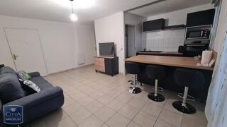  Appartement à louer 2 pièces 45 m²
