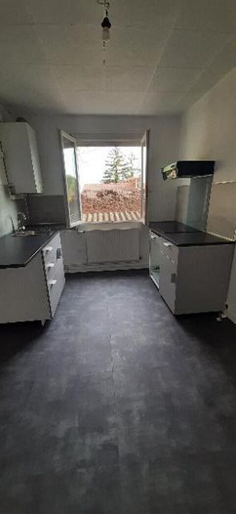   Location Appartement Appartement - 4 pice(s) - 82 m