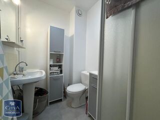  Appartement à louer 1 pièce 33 m²
