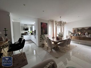  Maison à louer 4 pièces 140 m²