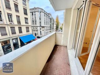  Appartement à louer 3 pièces 72 m²
