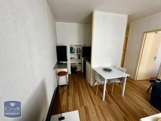  Appartement à louer 2 pièces 27 m²