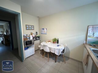  Appartement à louer 3 pièces 113 m²