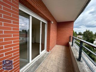  Appartement à louer 3 pièces 61 m²