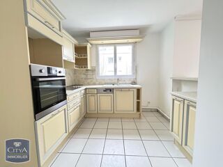  Appartement � louer 4 pi�ces 85 m� Tours