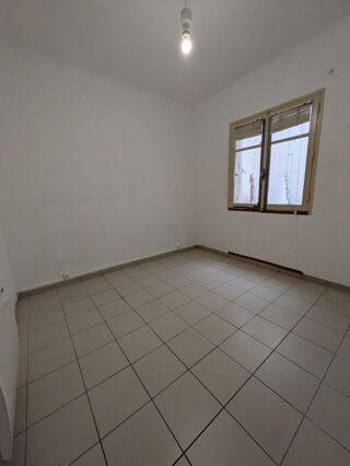  Appartement à louer 2 pièces 37 m²