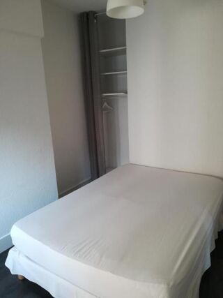  Appartement à louer 2 pièces 40 m²