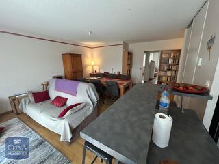  Appartement à louer 4 pièces 87 m²