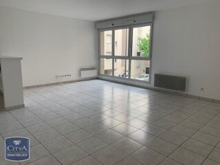  Appartement à louer 3 pièces 64 m²