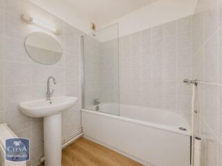  Appartement à louer 2 pièces 60 m²