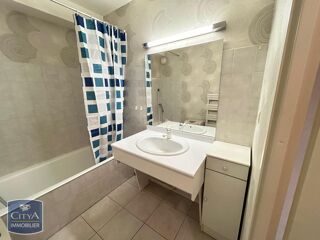  Appartement à louer 1 pièce 40 m²