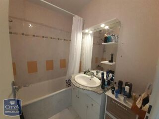  Appartement à louer 2 pièces 45 m²