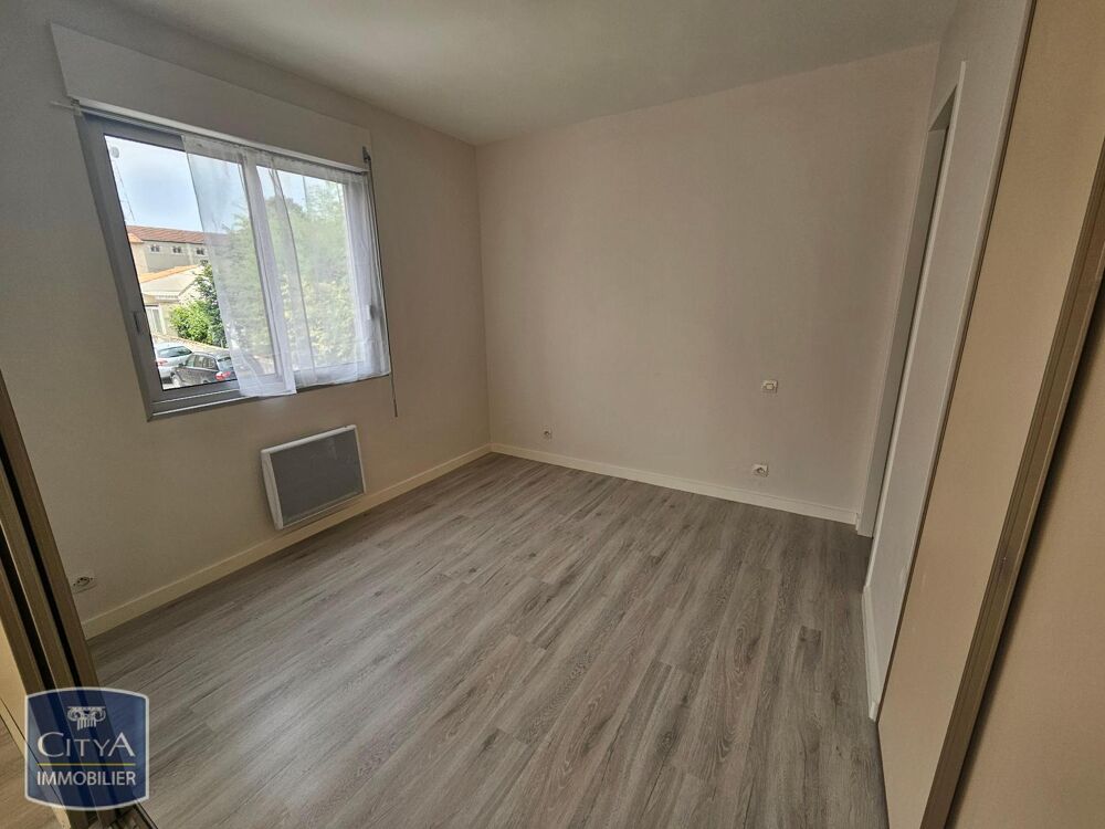 location Appartement - 1 pièce(s) - 28 m² Poitiers (86000)