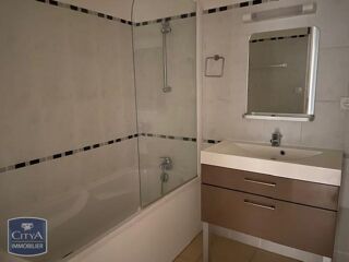  Appartement à louer 5 pièces 107 m² Mont-saint-pere