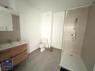  Appartement à louer 2 pièces 38 m²