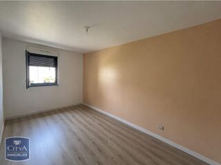  Appartement � louer 4 pi�ces 77 m�