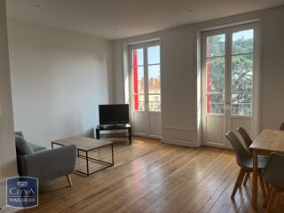  Appartement � louer 5 pi�ces 160 m�