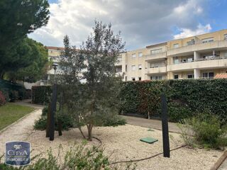  Parking / Garage � louer 