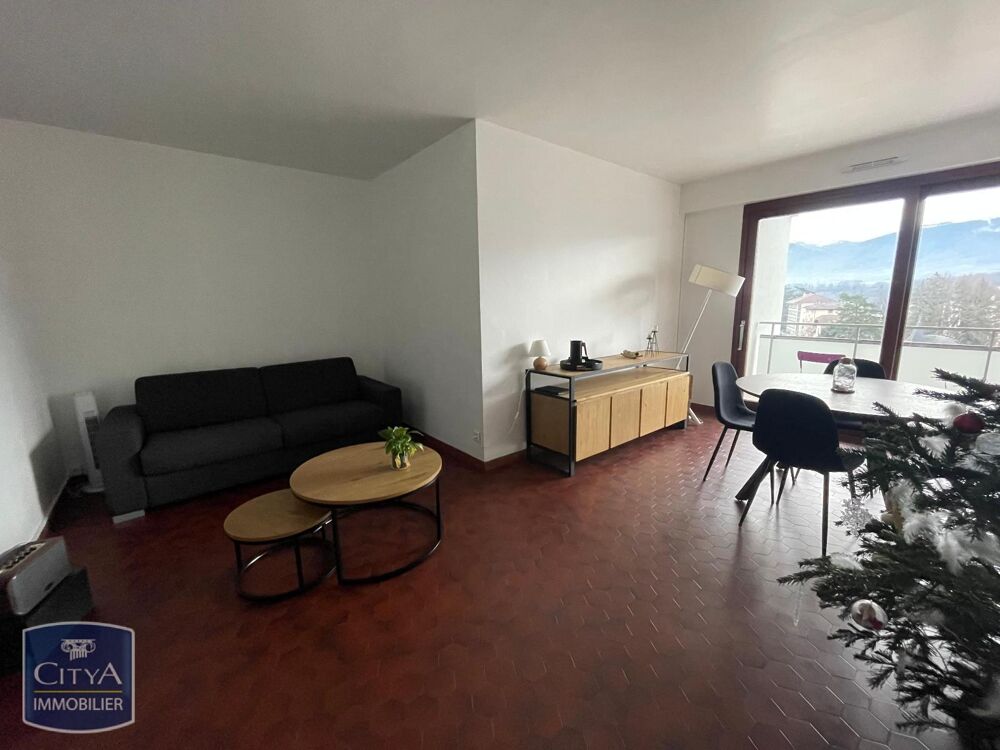 location Appartement - 3 pièce(s) - 86 m² Saint-Julien-en-Genevois (74160)
