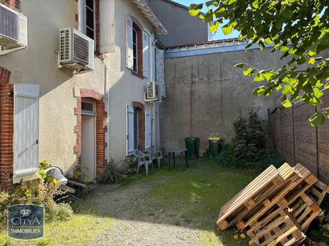 Imaginez un grand espace &agrave; usage de stockage au sous-... 1000 44500 La baule