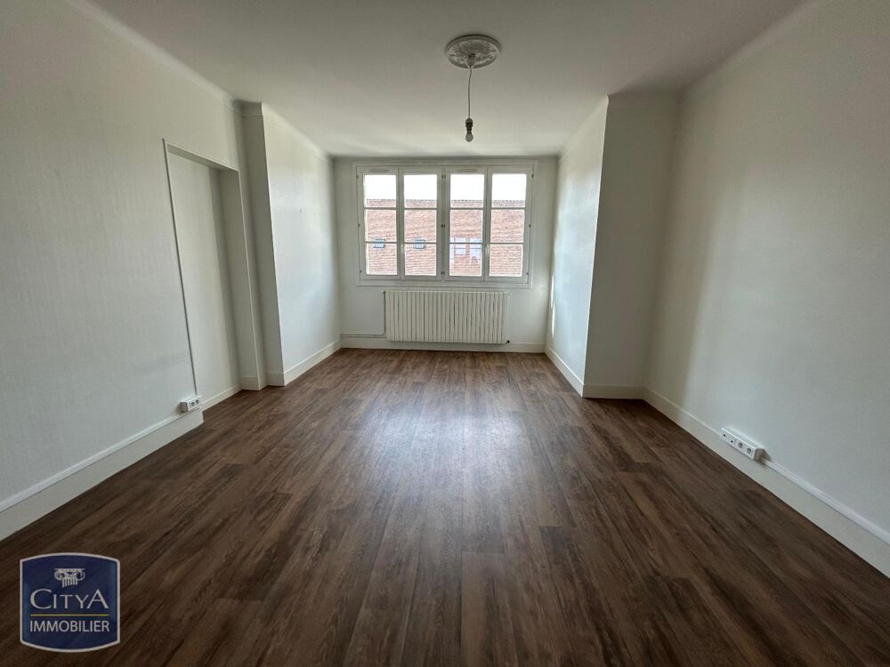 EXCLUSIVITÉ - TRÈS GRAND APPARTEMENT 4 PIÈCES À louer : ....